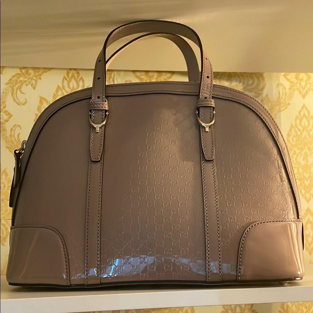 Gucci Brown Leather Satchel Structured Design
